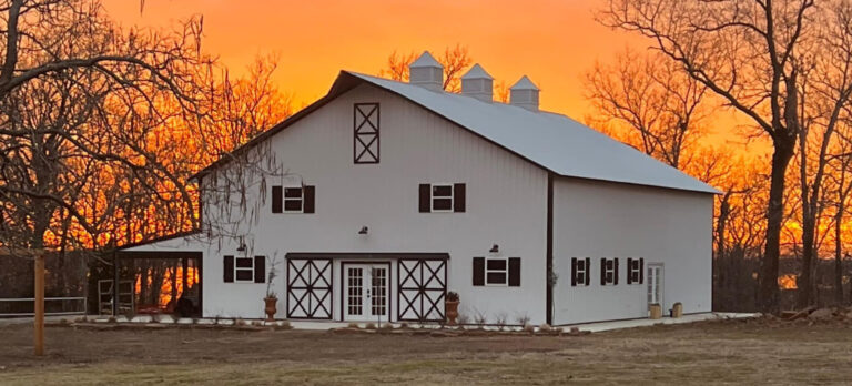 White Barndo_Texwin Metal